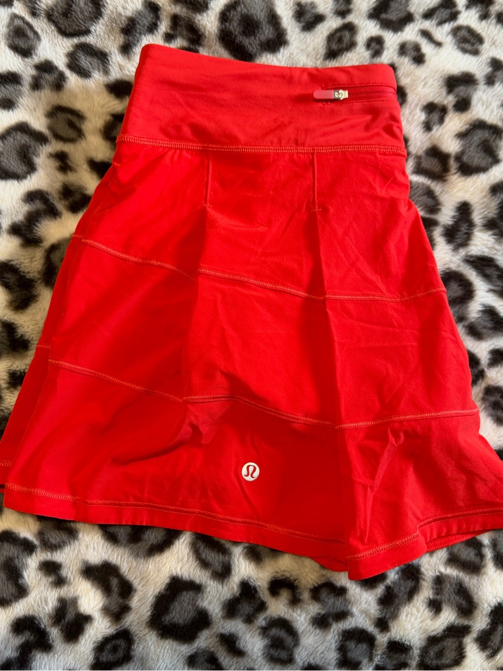 Lululemon pace rival skirt